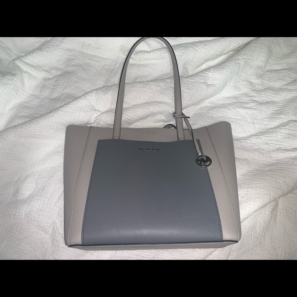 Michael kors tote bag